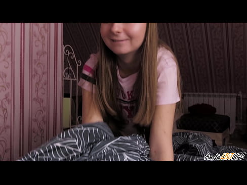 ❤️ UBlondie Ufunxa ubunzulu be-BFF yakhe kwaye Ufumana iCum emlonyeni wakhe ❌ kuthi xh.serviporno.ru ❌️❤